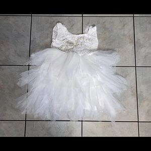 Girls backless A-line Lace dress 6y white